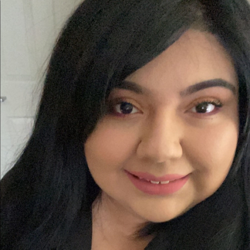 Meet your posher, Karla.